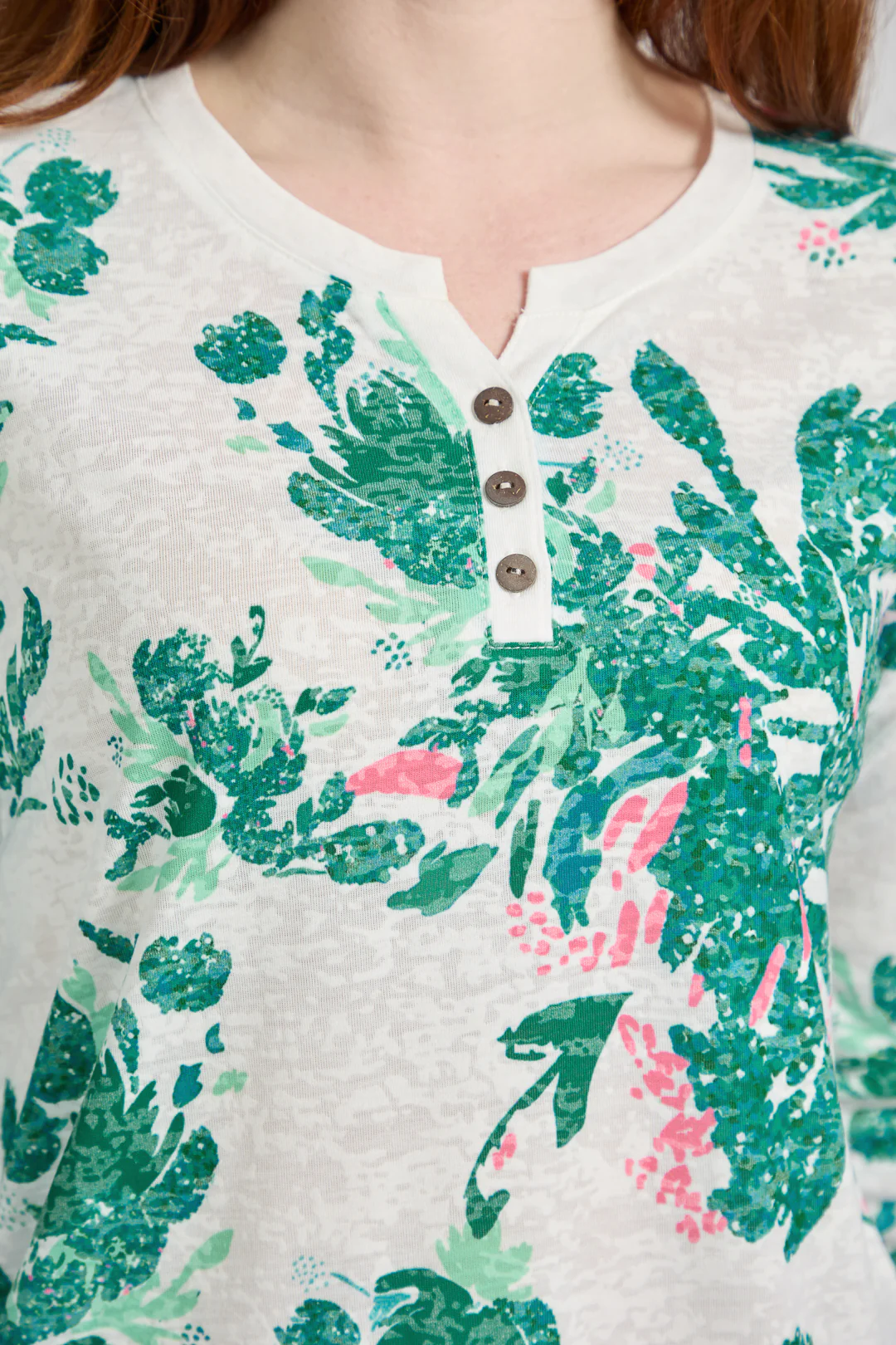 Floral Print Burnout Tee – Green - Image 5