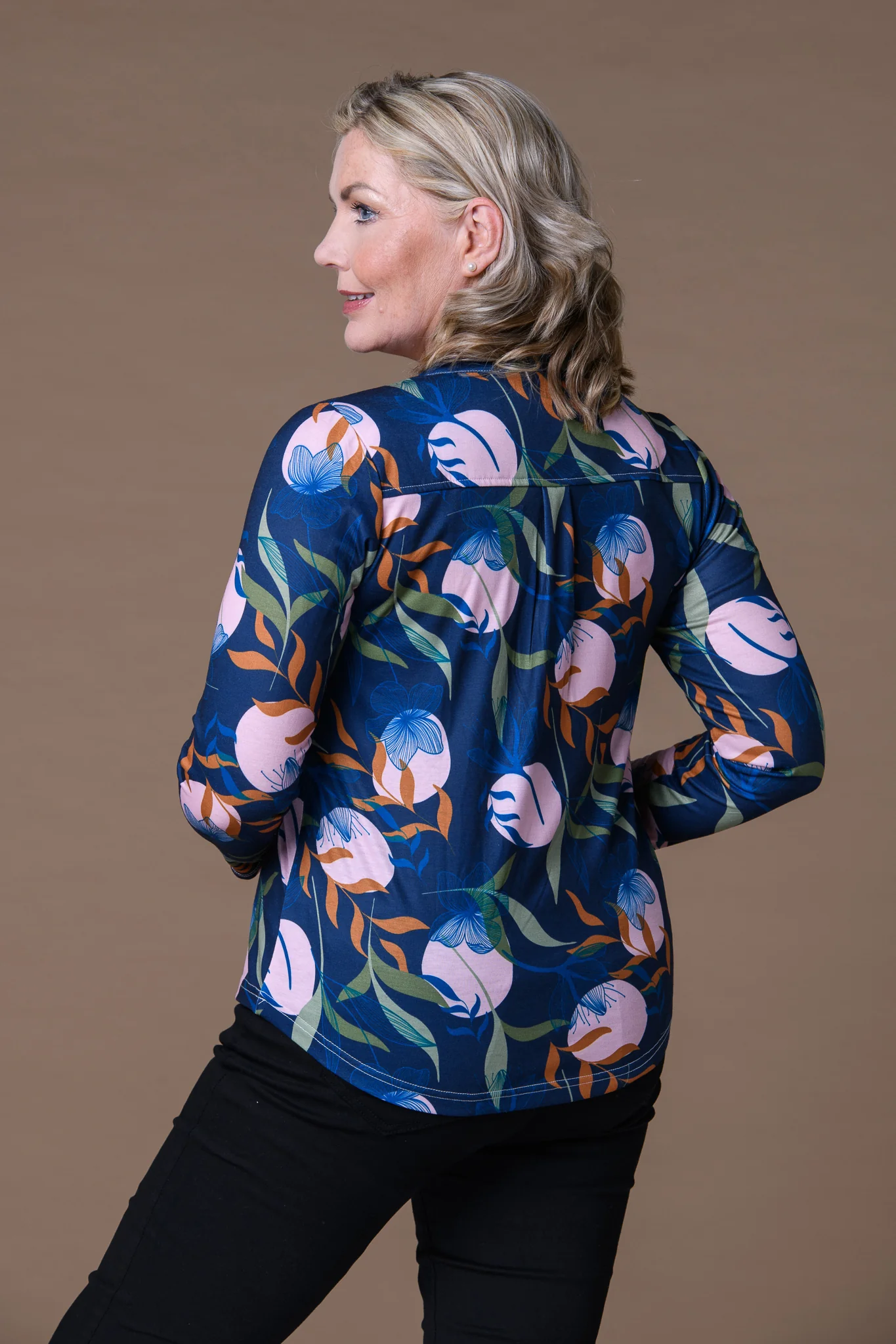 Flower Button Emily Top NAVY - Image 2