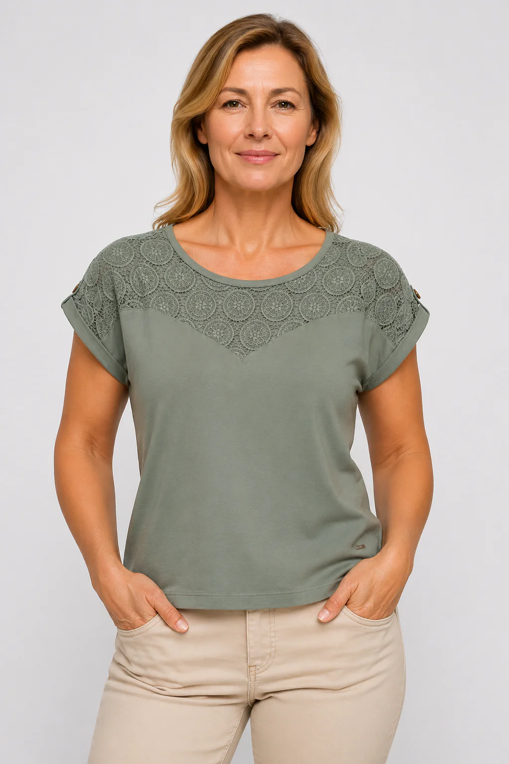 Lace Wooden Button Tee OLIVE