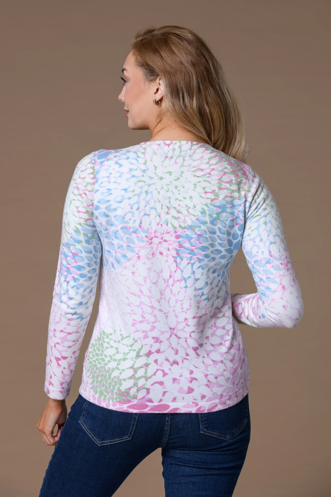 Pastel Leaf Sweater Pink/Blue - Image 2
