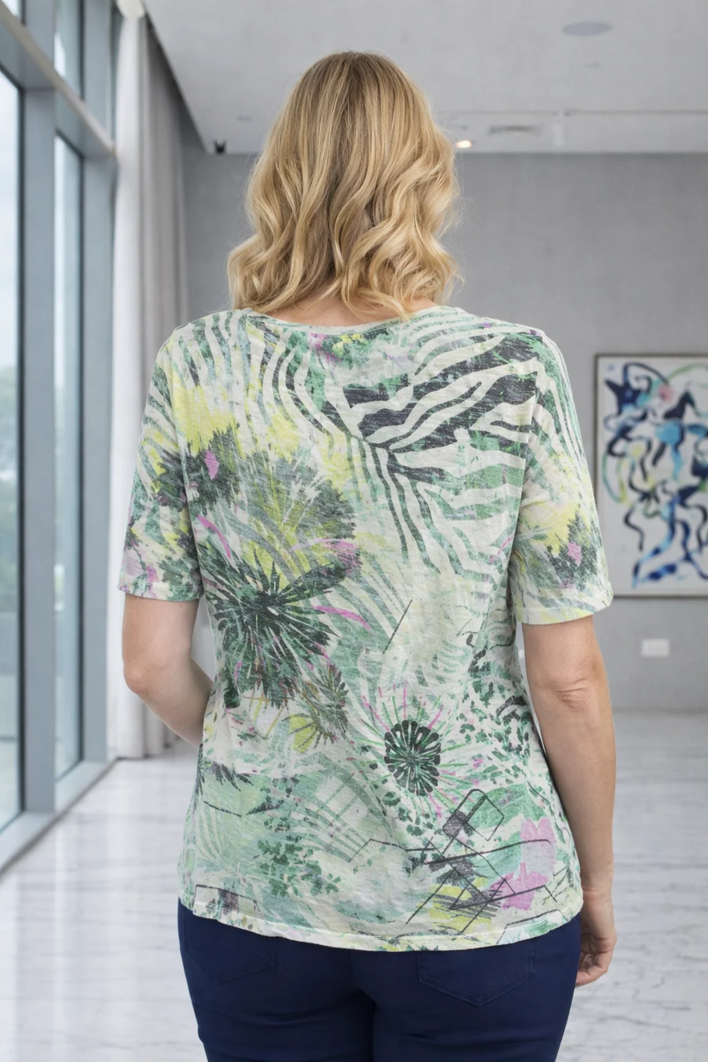 TO30692  PRINT BURNOUT TOP LACE FRONT SHORT SLEEV GREEN MULTI - Image 2