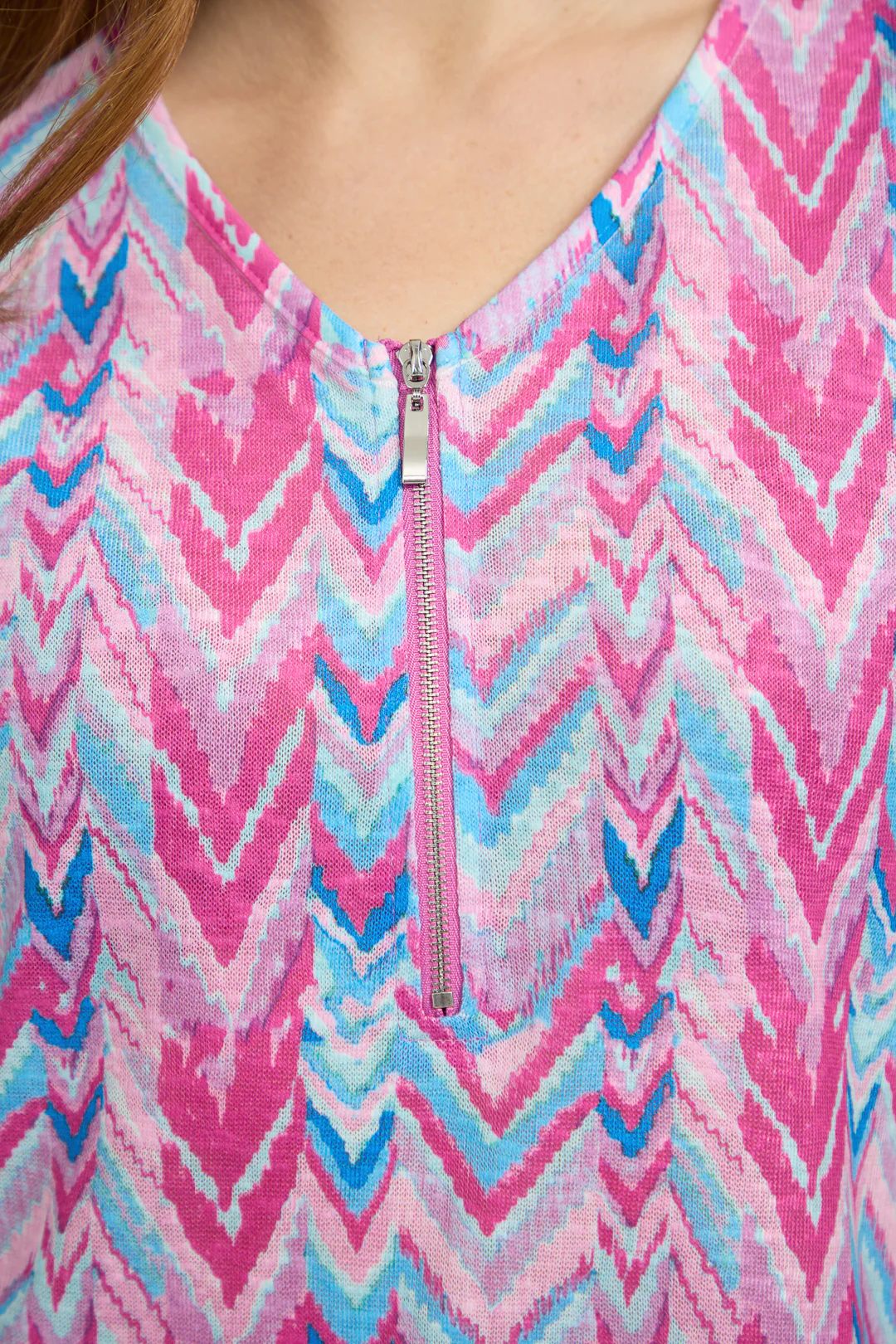 ZIG ZAG PRINT ZIP TOP PINK - Image 6